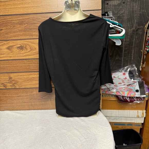 Black V-Neck size small Women's Top cute offset cross cross at neckline - Picture 6 of 8
